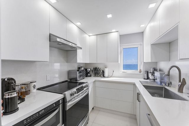 4505 S Ocean Boulevard 307, Highland Beach, FL 33487