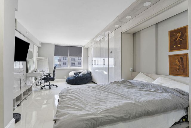 4505 S Ocean Boulevard 307, Highland Beach, FL 33487