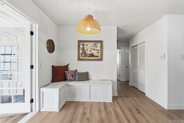 2207 Independence, Conway, AR 72034