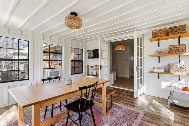 2207 Independence, Conway, AR 72034