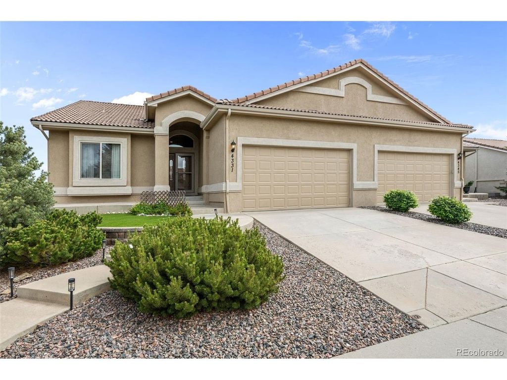 4331 Las Lunas Ct, Castle Rock, CO 80104