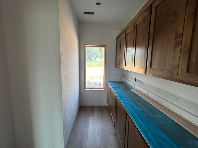 22176 Farm Road 1085, Cassville, MO 65625