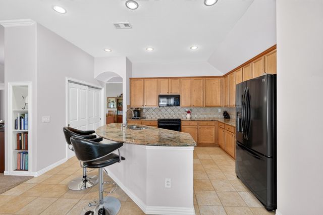 9905 Cypress Street, Denton, TX 76207