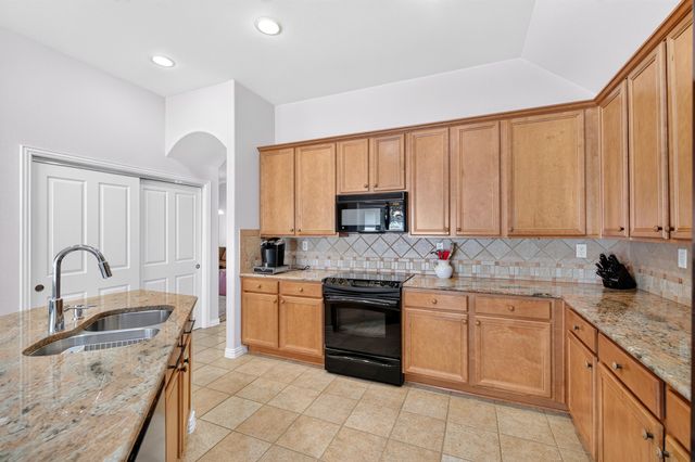 9905 Cypress Street, Denton, TX 76207