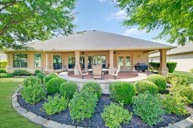 9905 Cypress Street, Denton, TX 76207