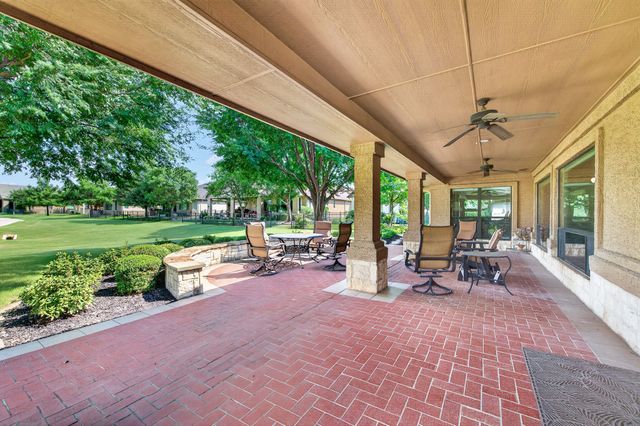 9905 Cypress Street, Denton, TX 76207