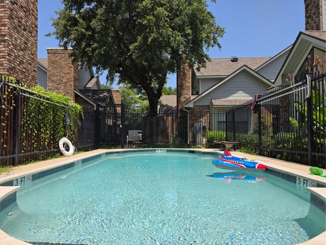449 Harris Street 101H, Coppell, TX 75019