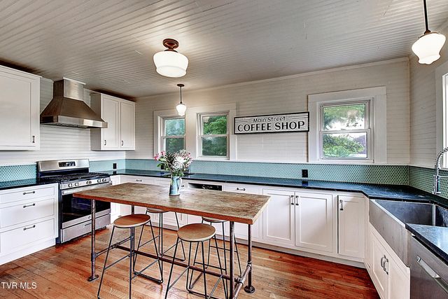 160 Conklin Road, Jonesborough, TN 37659