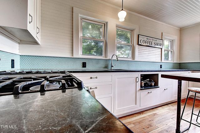 160 Conklin Road, Jonesborough, TN 37659