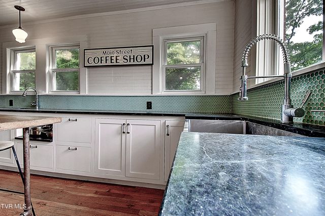 160 Conklin Road, Jonesborough, TN 37659