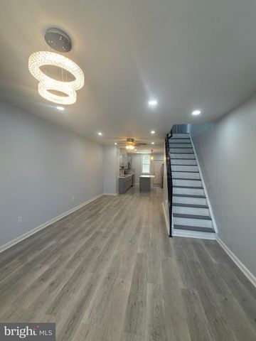5018 GLENLOCH ST, Philadelphia, PA 19124