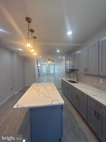 5018 GLENLOCH ST, Philadelphia, PA 19124