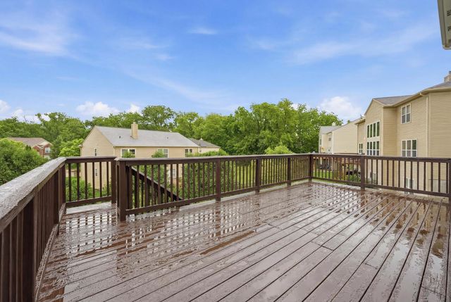 906 Blue Ridge Drive, Streamwood, IL 60107