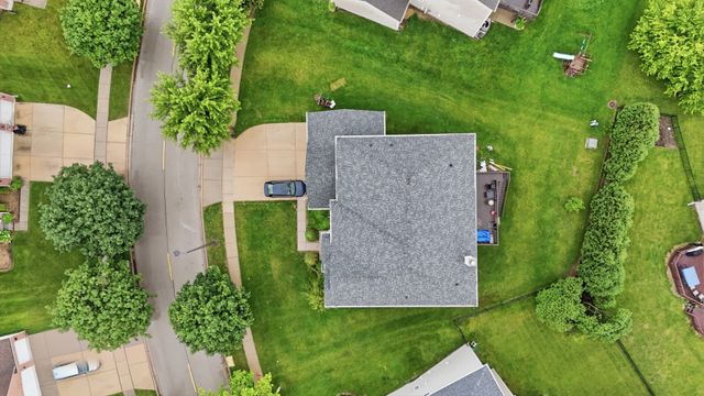 906 Blue Ridge Drive, Streamwood, IL 60107
