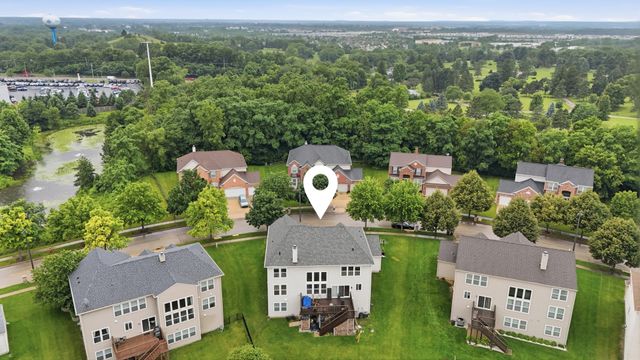 906 Blue Ridge Drive, Streamwood, IL 60107