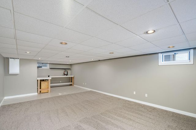 914 N 5th Street, Saint Peter, MN 56082