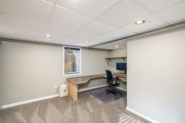 914 N 5th Street, Saint Peter, MN 56082