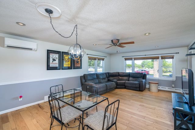 914 N 5th Street, Saint Peter, MN 56082