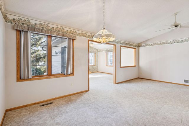 8520 Inverness Lane N, Brooklyn Park, MN 55443