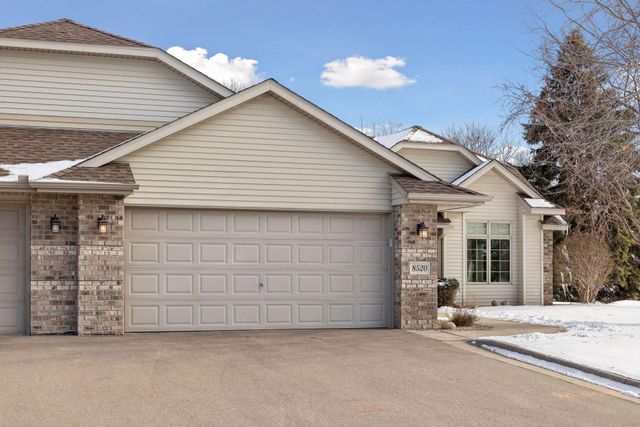 8520 Inverness Lane N, Brooklyn Park, MN 55443