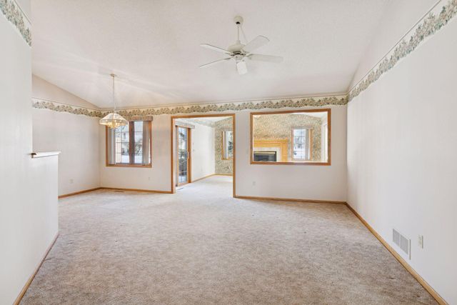 8520 Inverness Lane N, Brooklyn Park, MN 55443