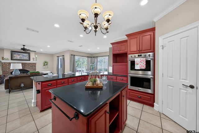 280 County Road 1428, Jacksonville, TX 75766