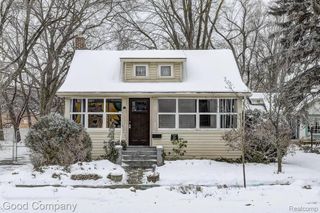 207 W Hazelhurst Street, Ferndale, MI 48220