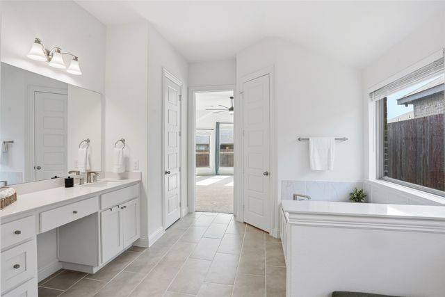 5609 Surry Mountain Trail, Fort Worth, TX 76179