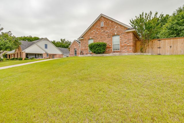 131 Mockingbird Lane, Aledo, TX 76008