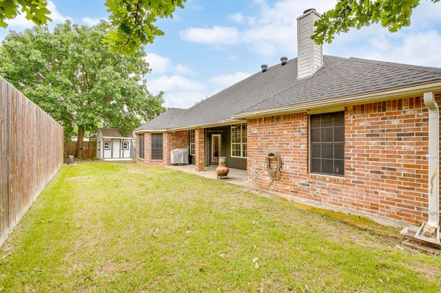 131 Mockingbird Lane, Aledo, TX 76008