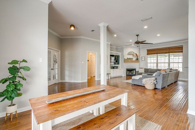 131 Mockingbird Lane, Aledo, TX 76008