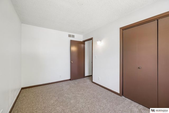 4835 Hillside Street, Lincoln, NE 68506