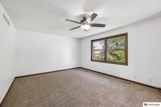 4835 Hillside Street, Lincoln, NE 68506