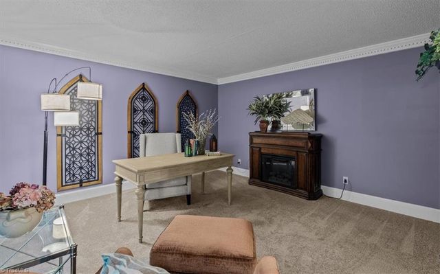 5965 Woodfield Drive, Kernersville, NC 27284