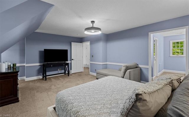 5965 Woodfield Drive, Kernersville, NC 27284