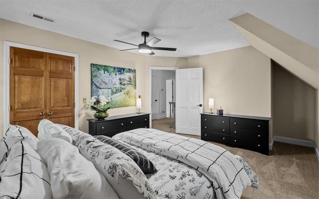 5965 Woodfield Drive, Kernersville, NC 27284