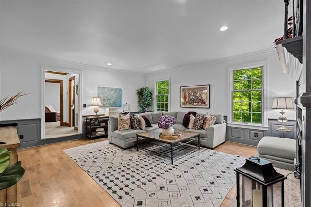 5965 Woodfield Drive, Kernersville, NC 27284