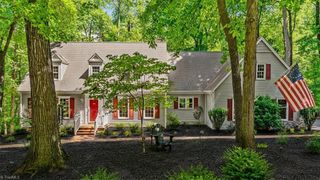 5965 Woodfield Drive, Kernersville, NC 27284