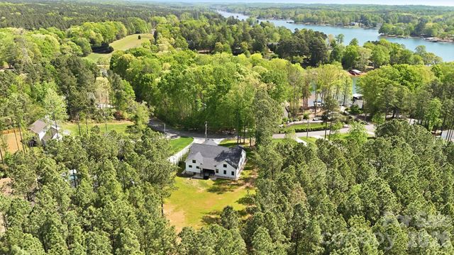 420 Stillwater Road, Troutman, NC 28166