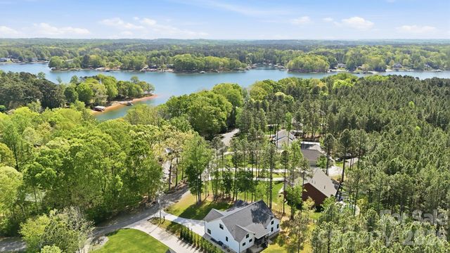 420 Stillwater Road, Troutman, NC 28166