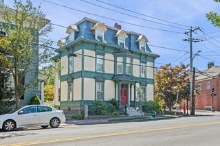 389 Essex St 3, Salem, MA 01970