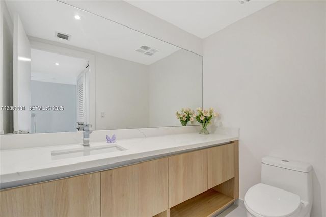 9901 W Bay Harbor Dr 401, Bay Harbor Islands, FL 33154