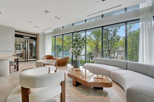 9901 W Bay Harbor Dr 401, Bay Harbor Islands, FL 33154