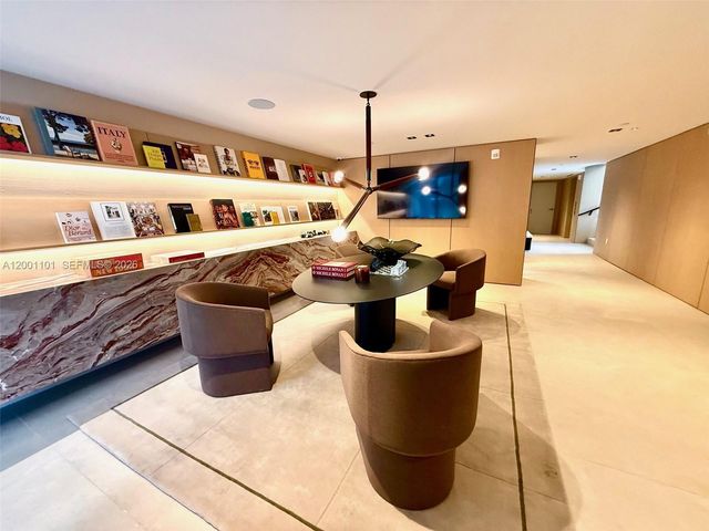 9901 W Bay Harbor Dr 401, Bay Harbor Islands, FL 33154