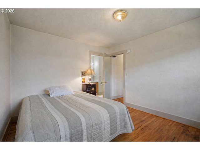 5205 Se RAMONA St, Portland, OR 97206