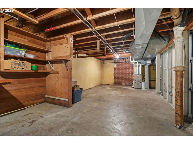 5205 Se RAMONA St, Portland, OR 97206