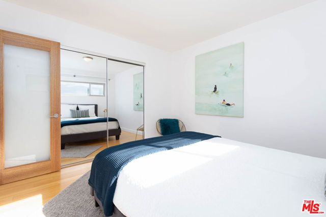 11634 Gorham Avenue 203, Los Angeles, CA 90049