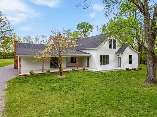 1629 Cairo Rd, Gallatin, TN 37066