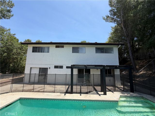12829 Mclennan Avenue, Granada Hills, CA 91344