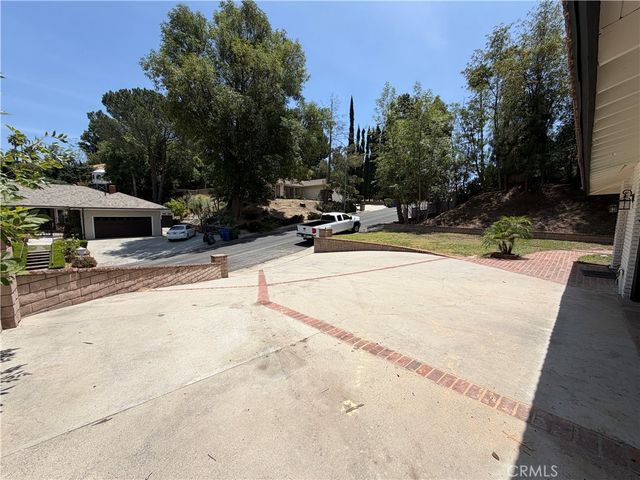 12829 Mclennan Avenue, Granada Hills, CA 91344